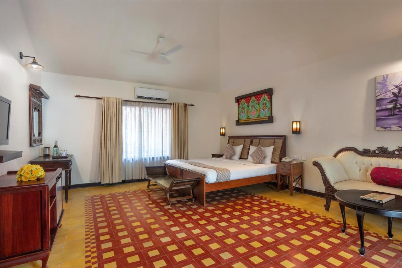 Estuary Sarovar Premiere Poovar Island Екстериор снимка