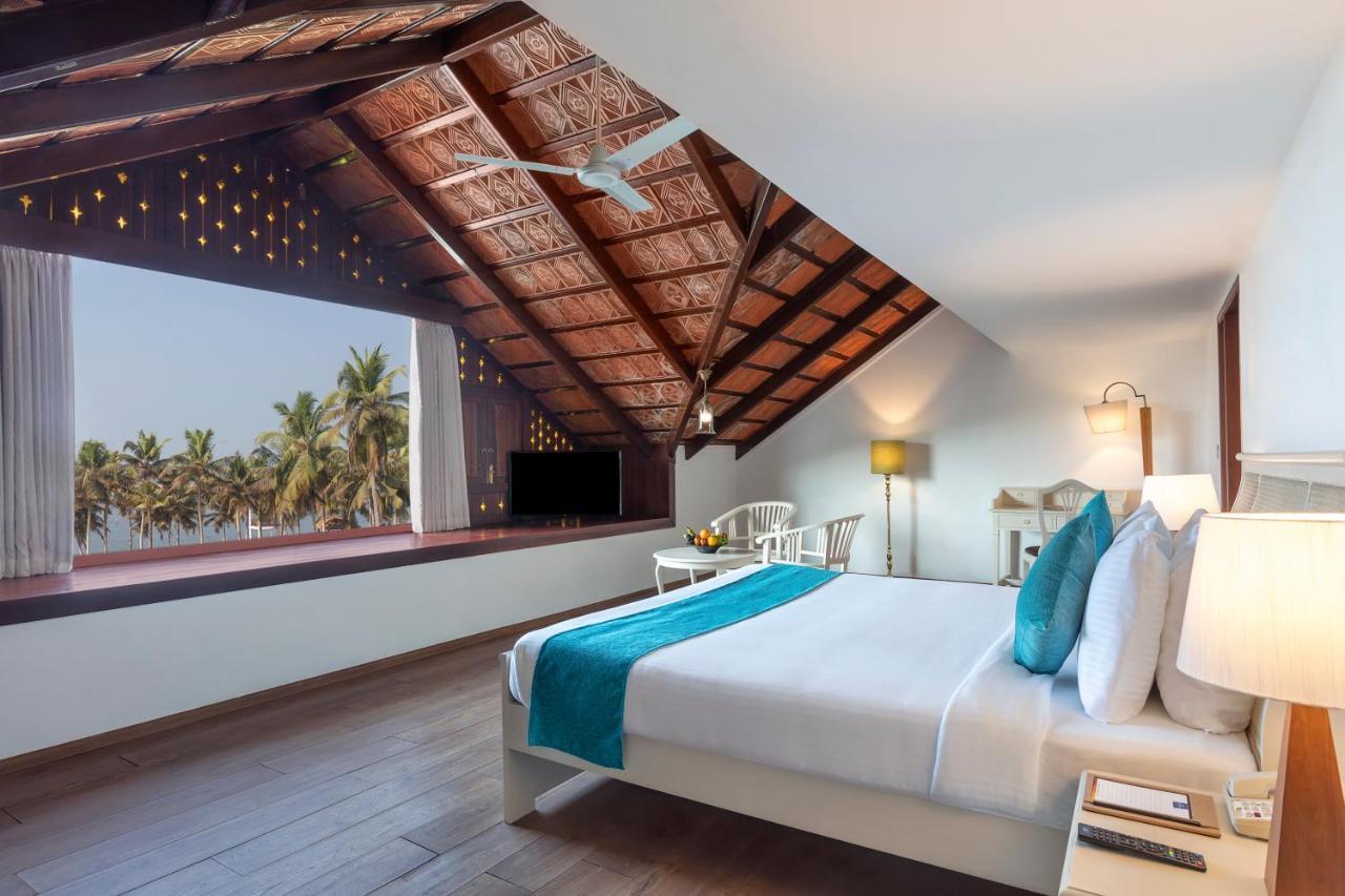 Estuary Sarovar Premiere Poovar Island Екстериор снимка
