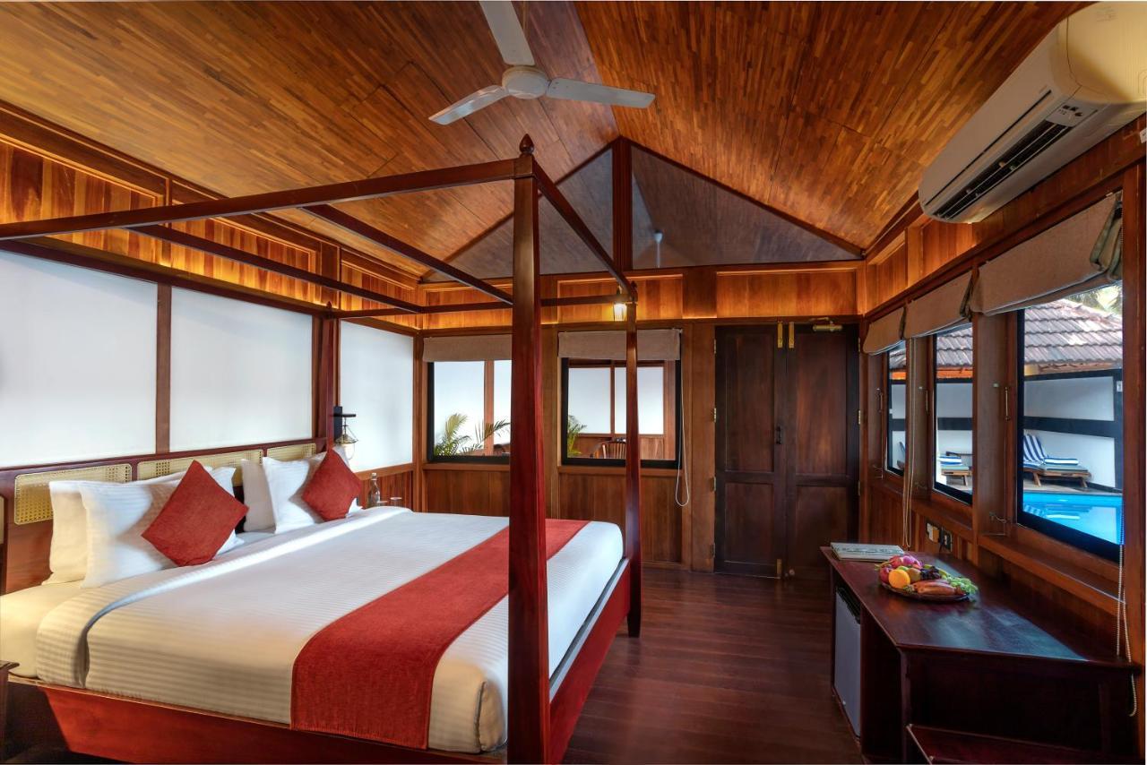 Estuary Sarovar Premiere Poovar Island Екстериор снимка