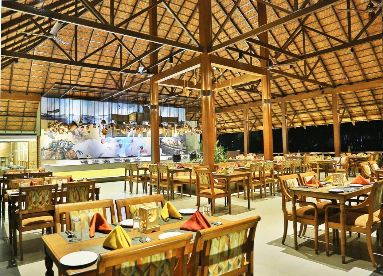Estuary Sarovar Premiere Poovar Island Екстериор снимка