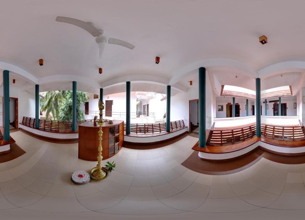 Estuary Sarovar Premiere Poovar Island Екстериор снимка