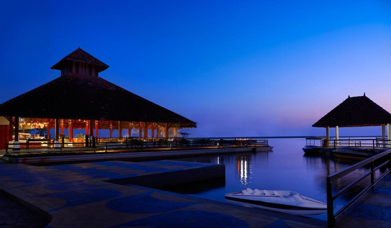 Estuary Sarovar Premiere Poovar Island Екстериор снимка