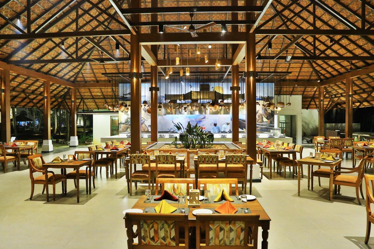 Estuary Sarovar Premiere Poovar Island Екстериор снимка